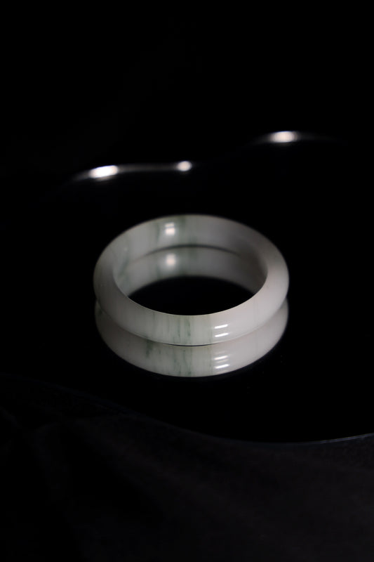 WAN IX - Tianshan jade stone bangle