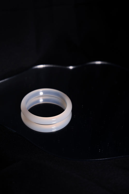 Moonlight VIII - White jade stone bangle