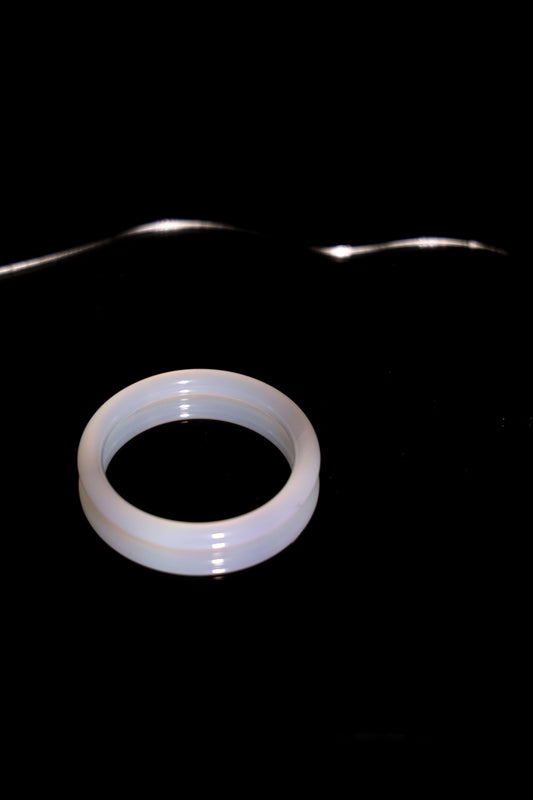 Moonlight III - White jade stone bangle