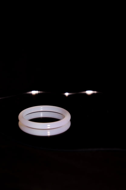 Moonlight III - White jade stone bangle